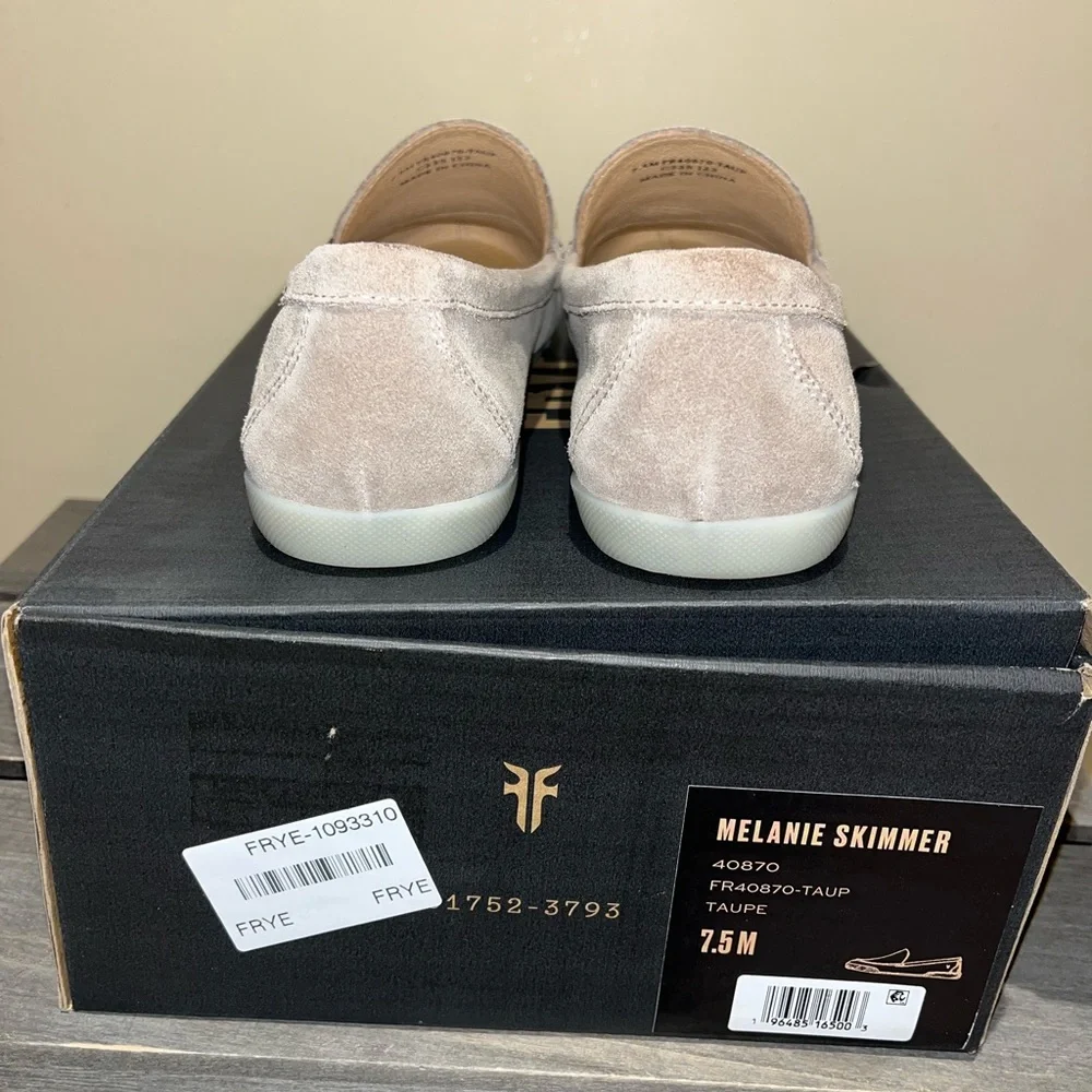 FRYE AND CO. Women's Suede Melanie Skimmer slip-on in Taupe Sz 7.5 - Picture 5 of 7